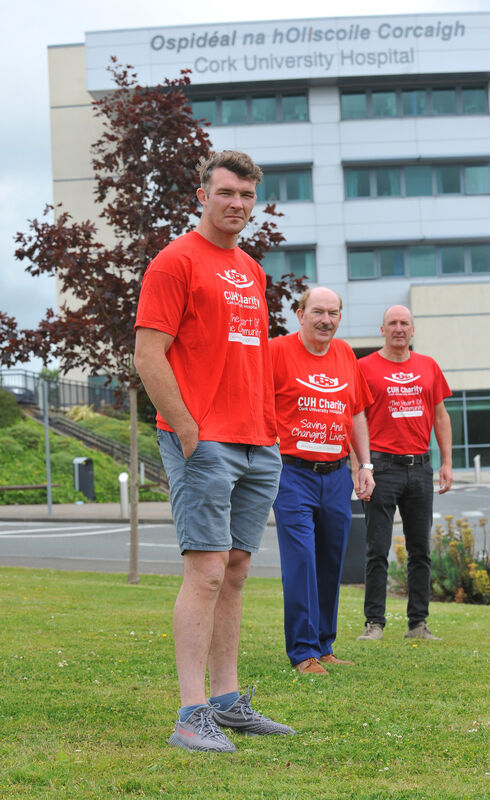 (front left) Peter O'Mahony, Munster and Ireland Rugby player with Gerry O'Dwyer, Chief Executive South/South West Hospital Group and Michael Nason, CEO Cork University Hospital Charity. Picture: Larry Cummins (front left) Peter O'Mahony, Munster and Ireland Rugby player with Gerry O'Dwyer, Chief Executive South/South West Hospital Group and Michael Nason, CEO Cork University Hospital Charity. Picture: Larry Cummins