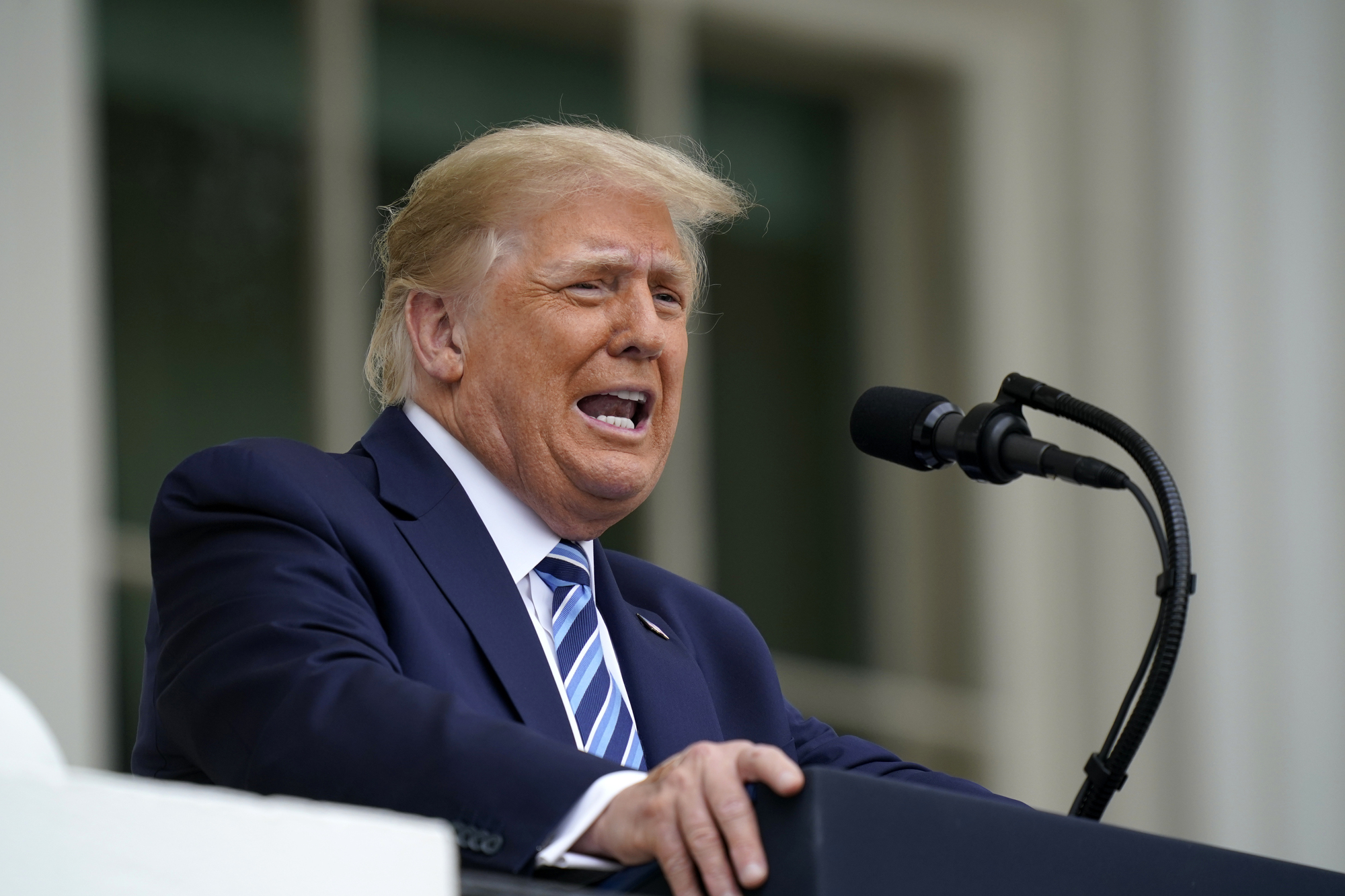 Trump unbending in ignoring virus toll