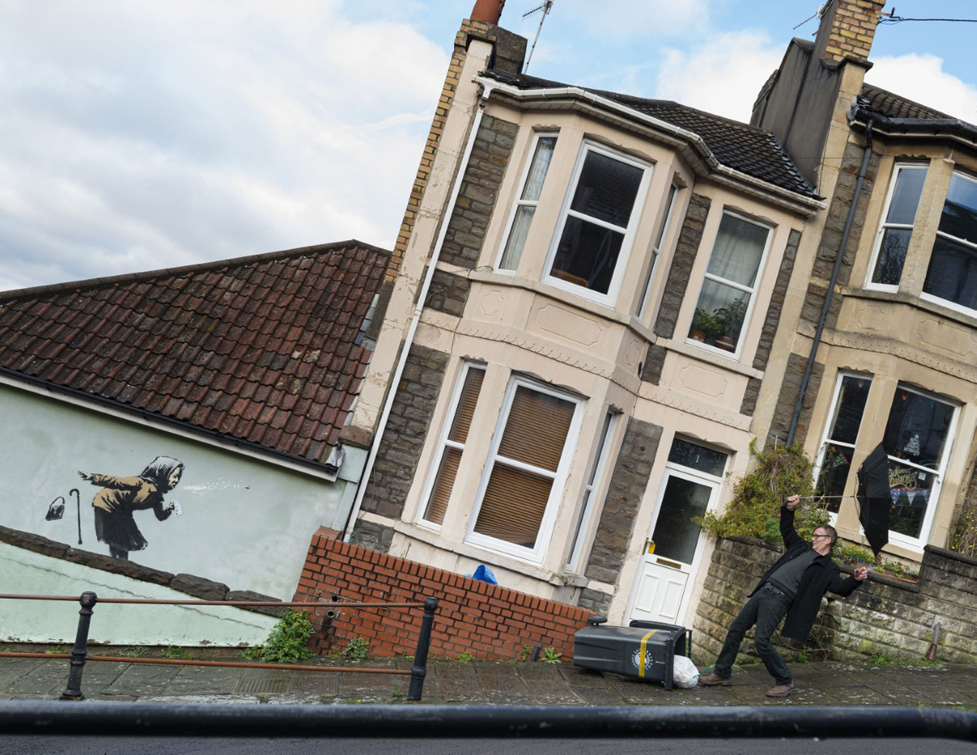 Banksy artwork house owner says property sale still going ahead