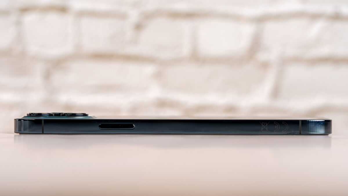 Apple iPhone 12 Pro Max.