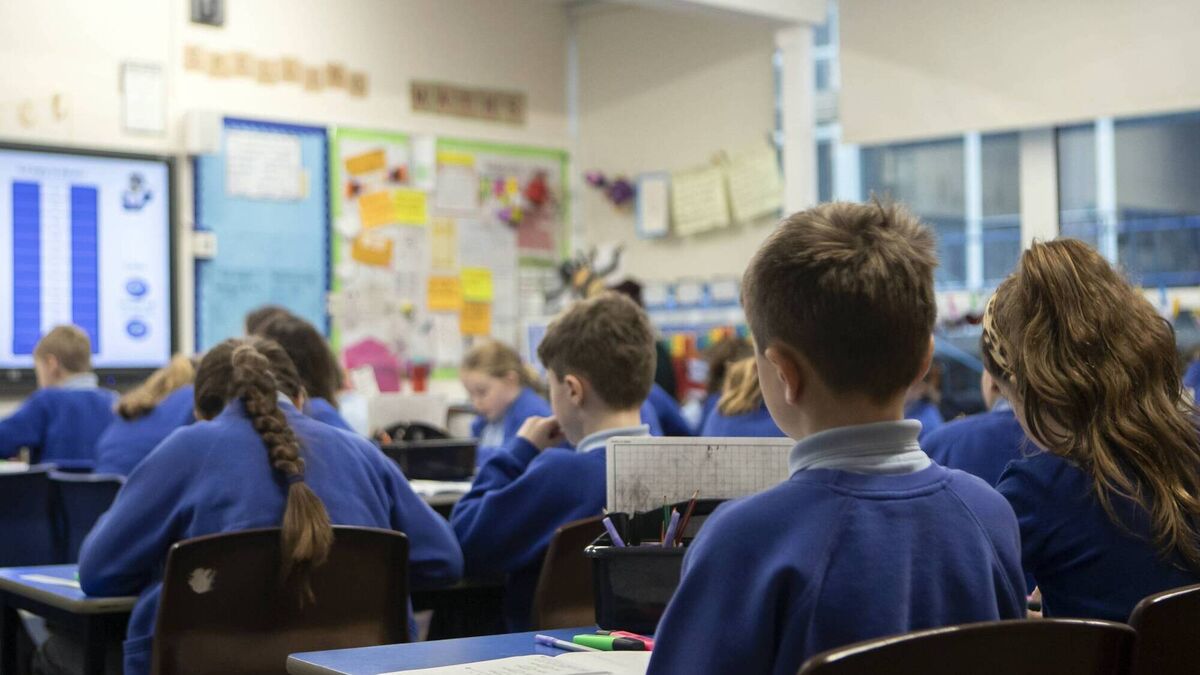 Close schools from tomorrow until middle of January - Vimarsana News