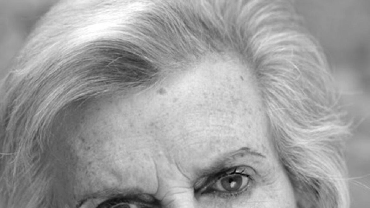 Rosalind Knight Friday Night Dinner / Watch Friday Night