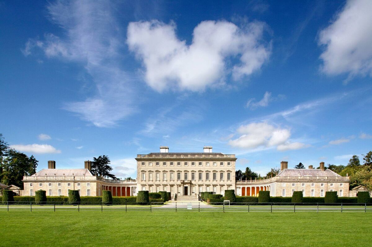  Castletown Demesne finally entered the Price Register at €12.5m; although with its 500 acres added, the total sale price was believed to be in excess of €20 million.
