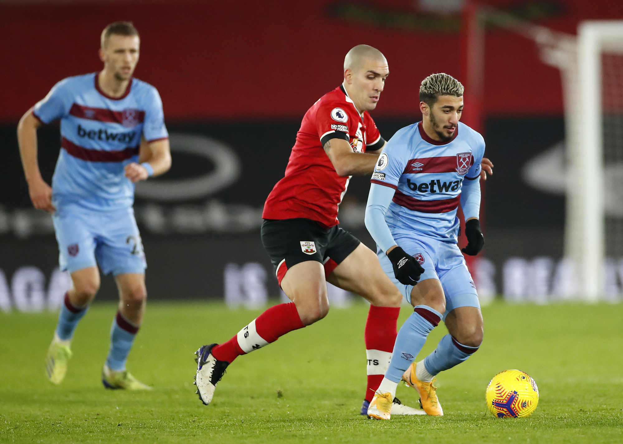 David Moyes rues Said Benrahma’s failure to convert late chance at Southampton