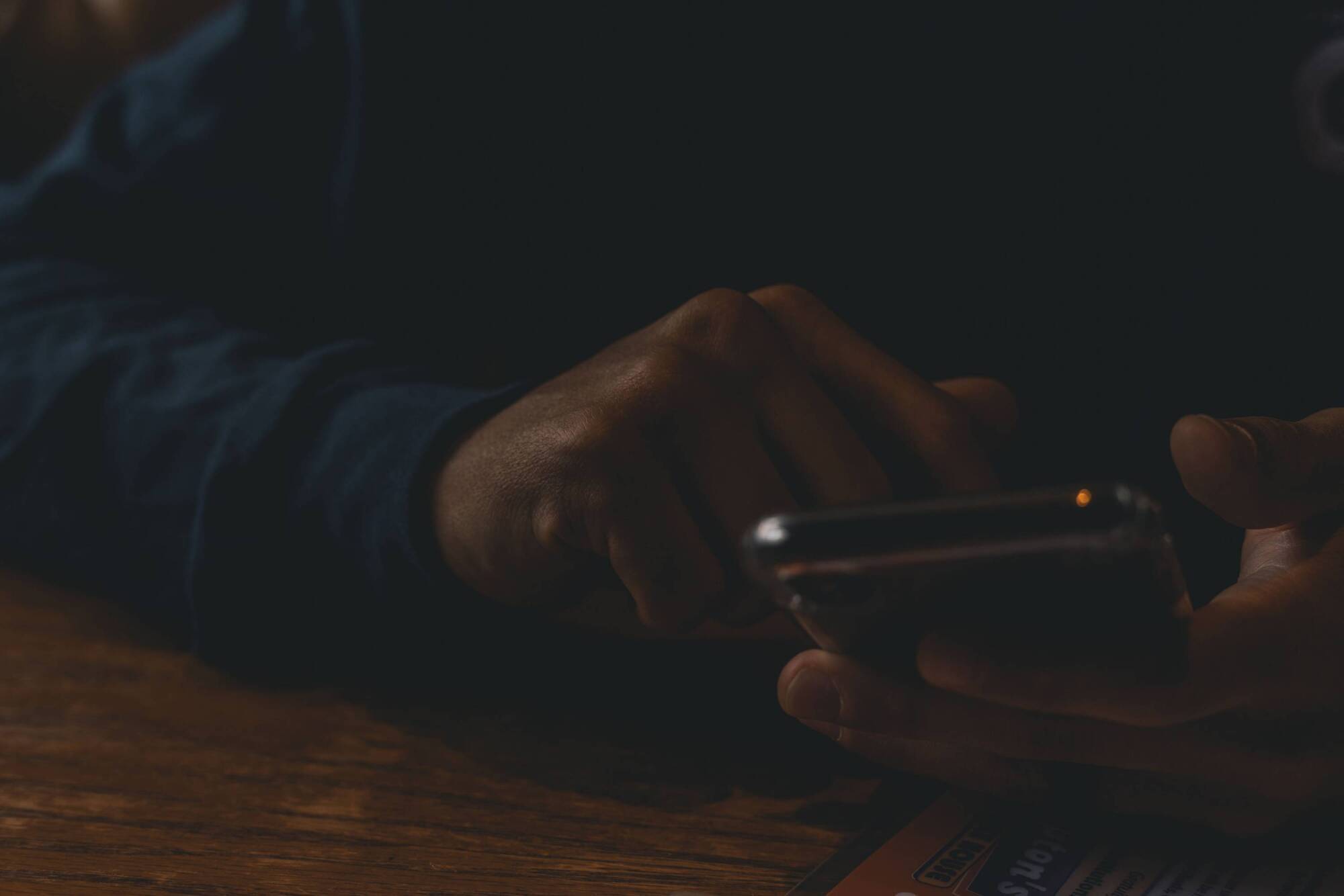 Judge warns about 'potential deficiency' in law in case involving journalist's mobile