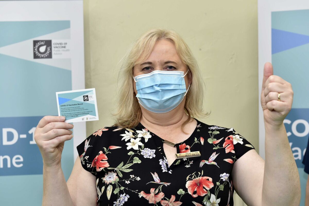 Director of Nursing Máire Flynn was the first staff member at Killarney Community Hospital to receive the Pfizer BioNTech Covid-19 vaccine by Nurse Elaine Moran on Thursday morning. Picture: Don MacMonagle Director of Nursing Máire Flynn was the first staff member at Killarney Community Hospital to receive the Pfizer BioNTech Covid-19 vaccine by Nurse Elaine Moran on Thursday morning. Picture: Don MacMonagle