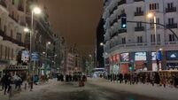 Snowball fights break out among young people in blizzard-hit Madrid