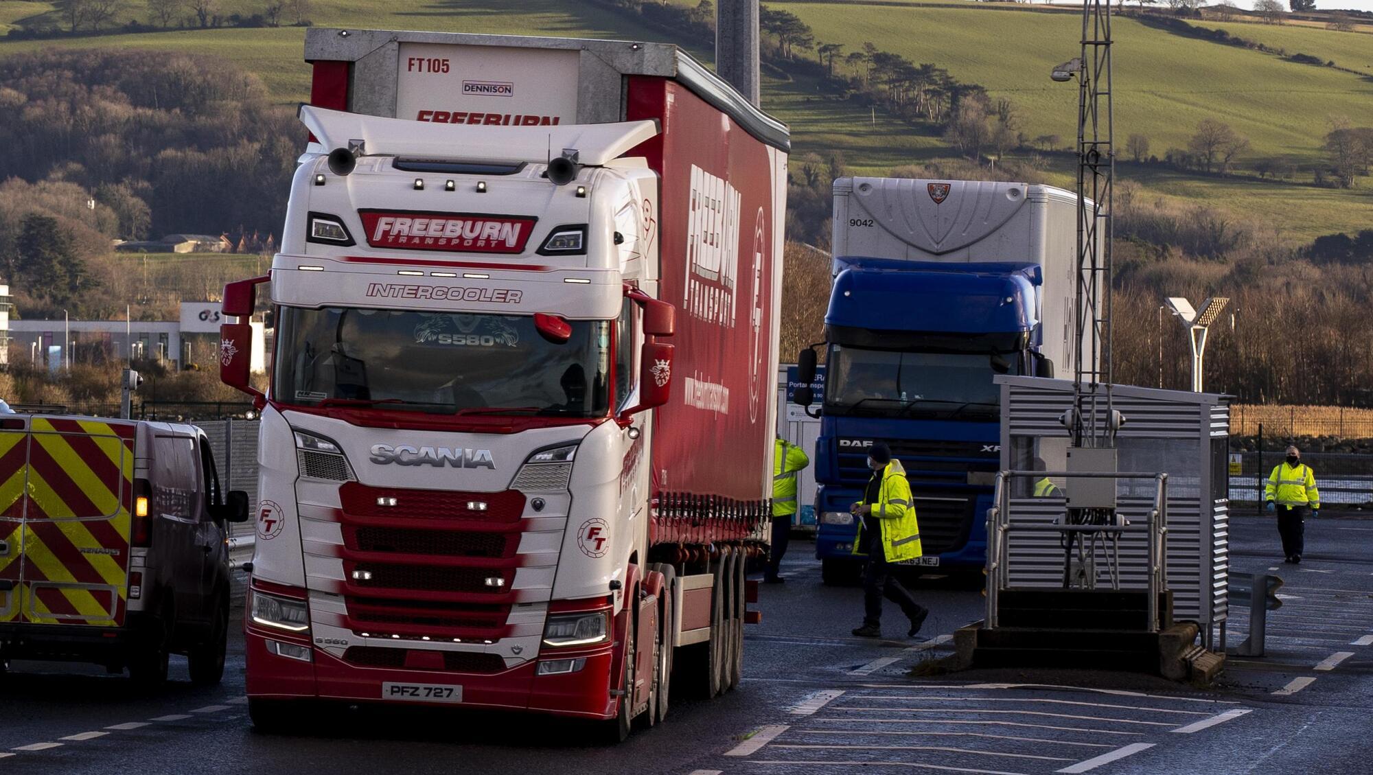 Supermarkets call for urgent intervention over Northern Ireland food supplies