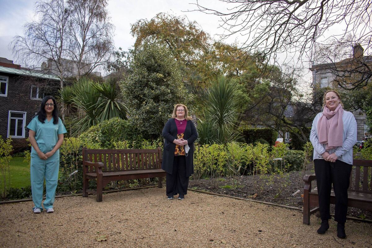 Consultant obstetrician and gynaecologist Dr Meena Ramphul, Director of Midwifery and Nursing Fiona Hanrahan, and candidate for Advanced Midwifery Practitioner in perinatal mental health, Ursula Nagle, who all work at the Rotunda Hospital. Picture: Cormac Mc Adam Consultant obstetrician and gynaecologist Dr Meena Ramphul, Director of Midwifery and Nursing Fiona Hanrahan, and candidate for Advanced Midwifery Practitioner in perinatal mental health, Ursula Nagle, who all work at the Rotunda Hospital. Picture: Cormac Mc Adam