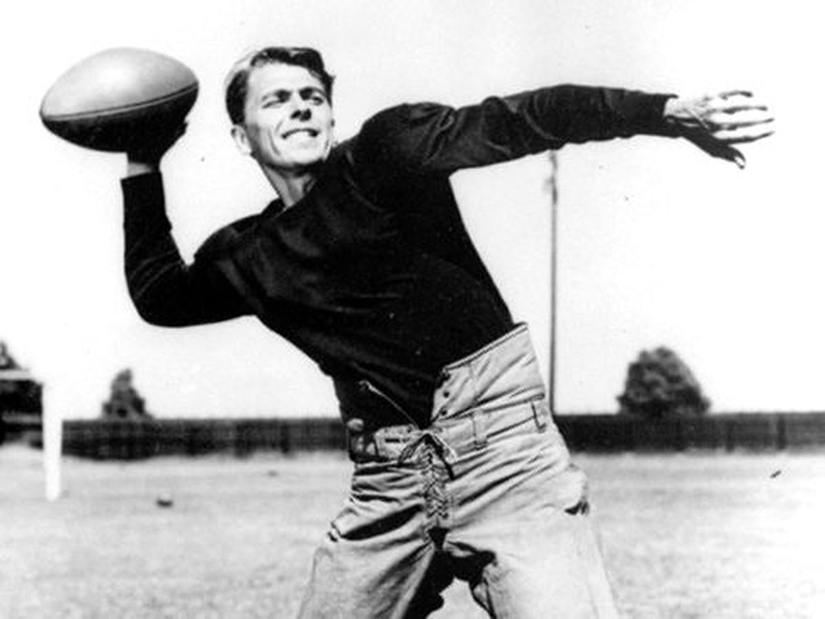 Ronald Reagan playing George Gipp in Knute Rockne All American (1940). 