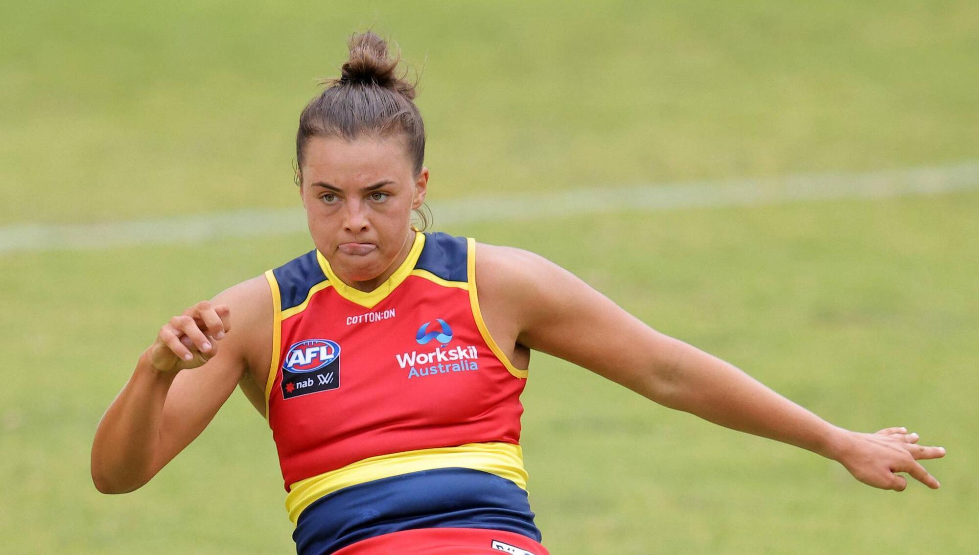 'An unavoidable footy collision' - Crows appeal Ebony Marinoff ban for Bríd Stack incident