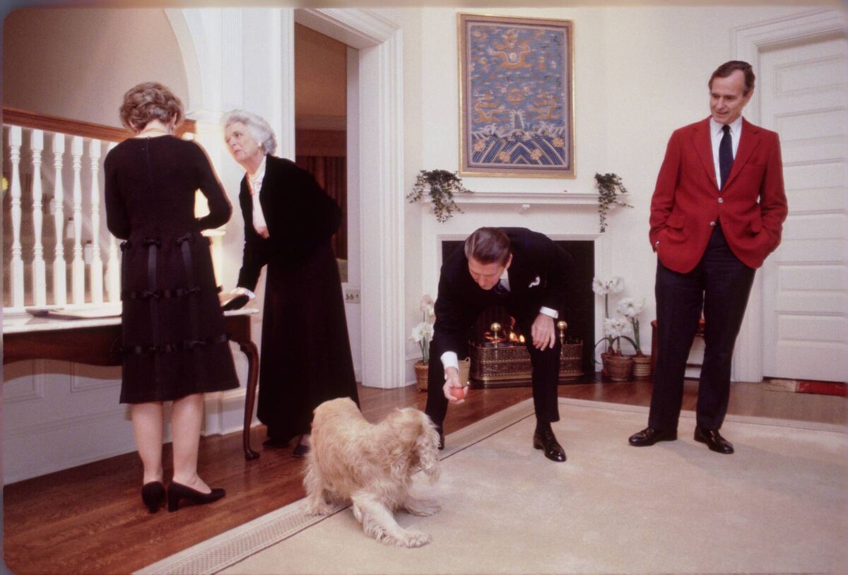 Former First Lady Nancy Reagan with Barbara Bush, President Reagan, and Vice President George H.W. Bush at the residence. Picture: David Hume Kennerly/Getty Images Former First Lady Nancy Reagan with Barbara Bush, President Reagan, and Vice President George H.W. Bush at the residence. Picture: David Hume Kennerly/Getty Images