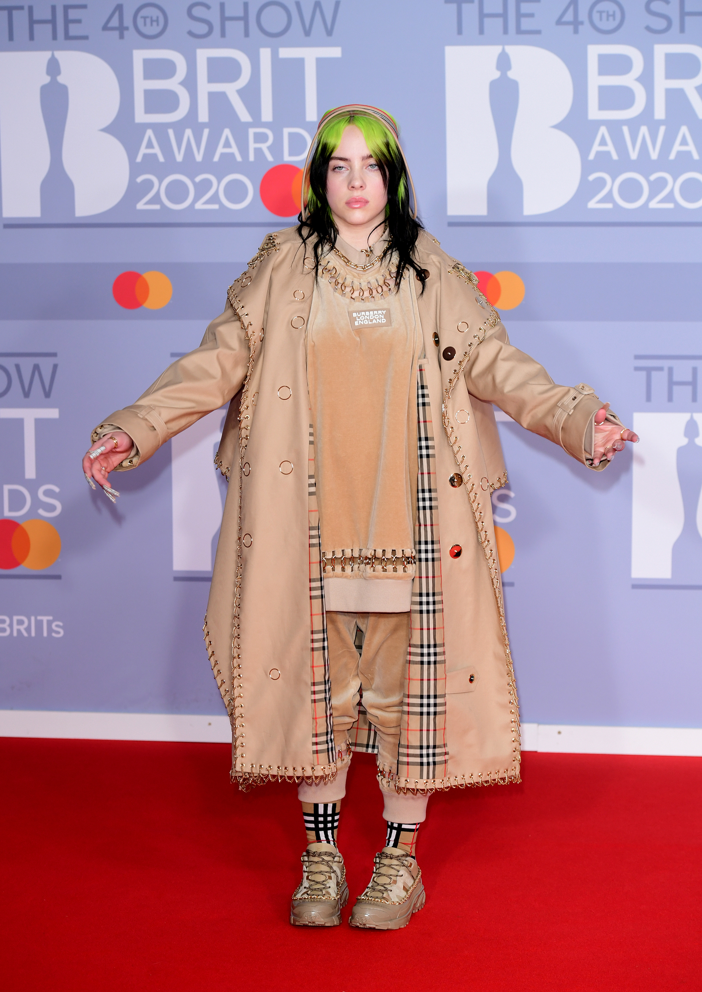 Billie Eilish admits to not knowing the price of a box of cereal