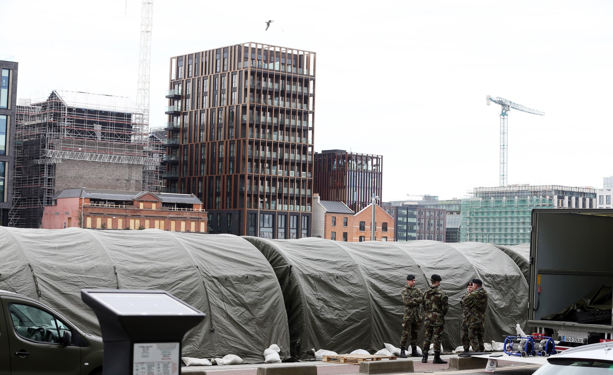 The Representative Association for Commissioned Officers (RACO) wants prioritisation to be given, in particular, to Defence Forces personnel deployed on operations in support of the HSE and those operating in close quarters or crowded work environments such as on ships, aircraft and in prisons.