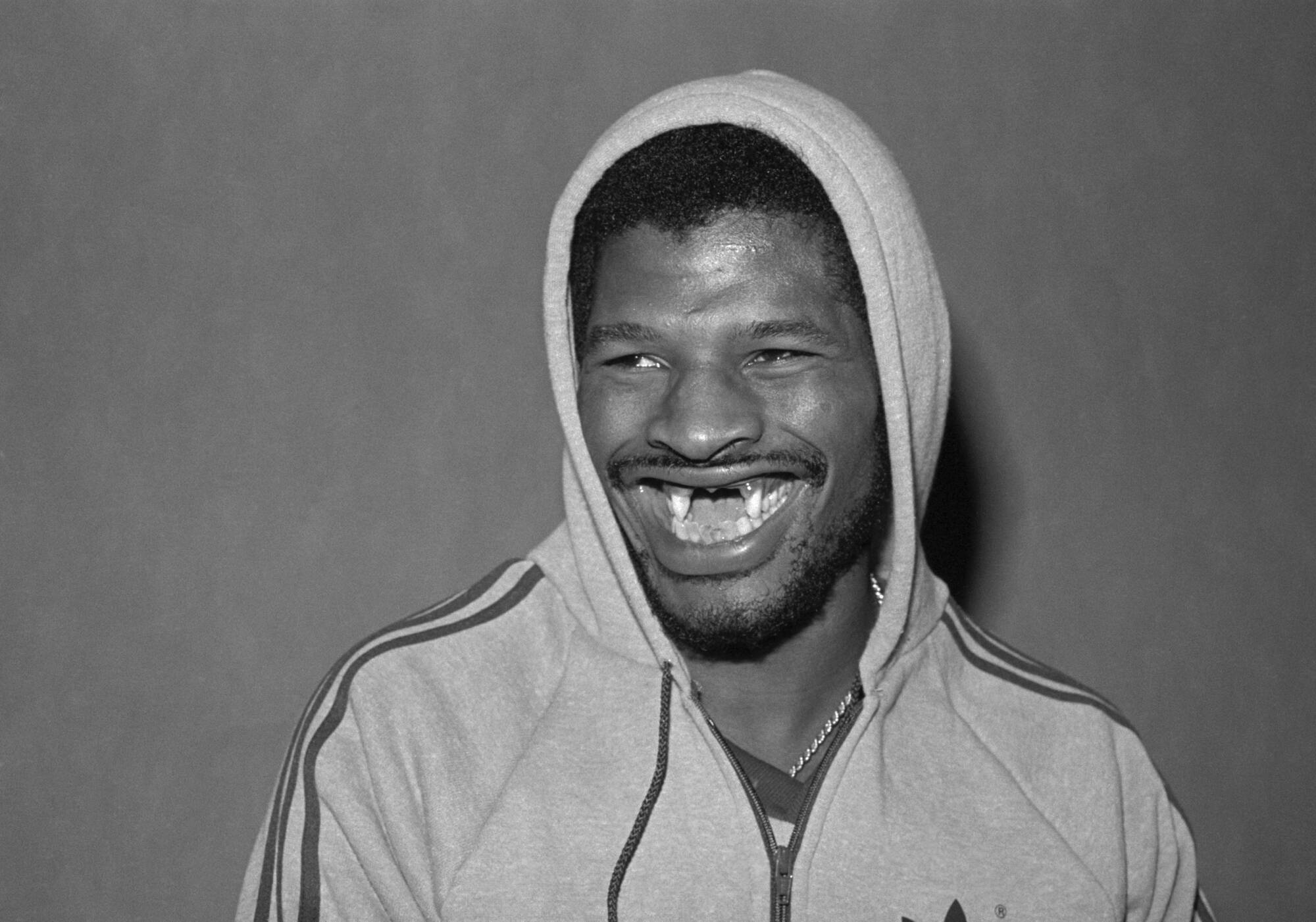 Leon Spinks obituary: The no-hoper who beat the Greatest but lost it all