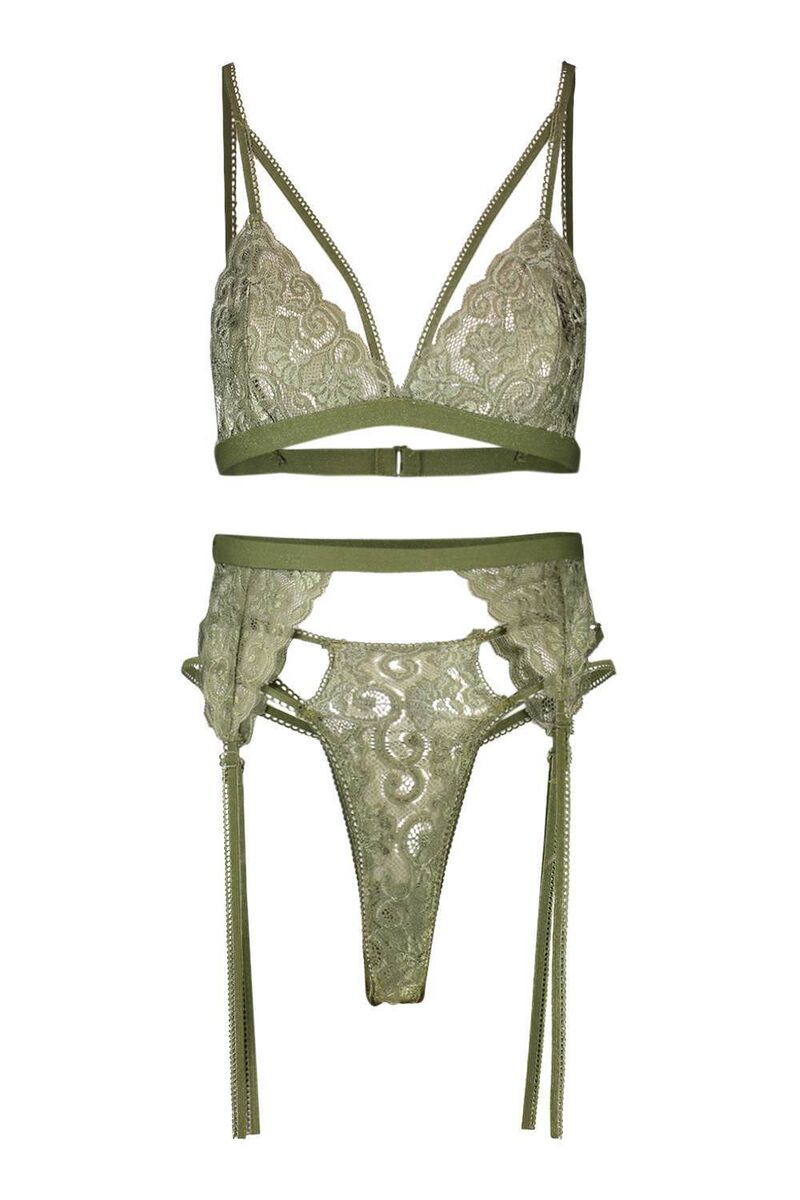 Lace Strapping 3pc Set, €30, BooHoo Lace Strapping 3pc Set, €30, BooHoo