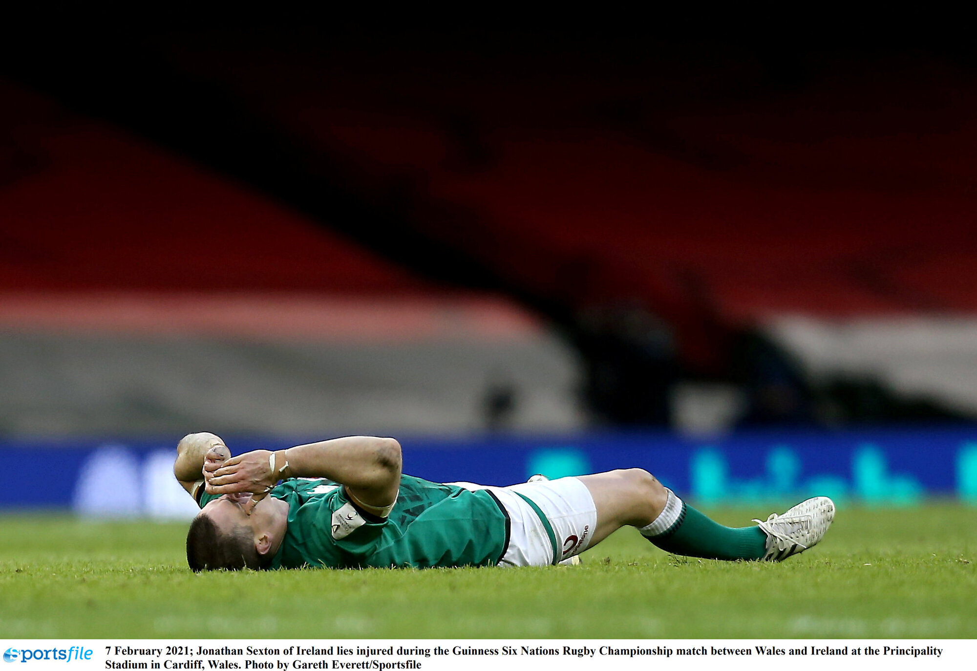 French neurosurgeon alarmed by suggestions Johnny Sexton 'on track' to start for Ireland