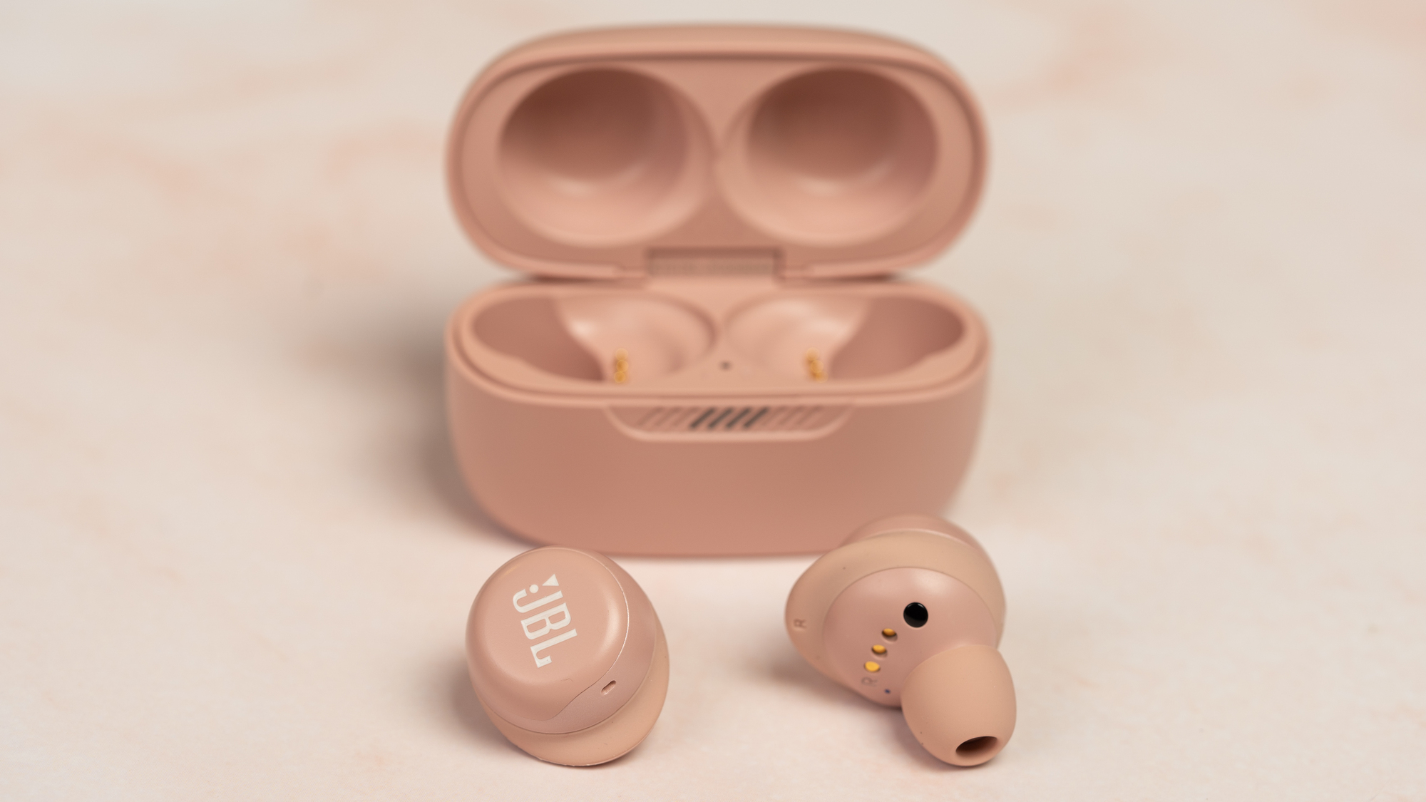 JBL in-ear headphones in tune with your needs