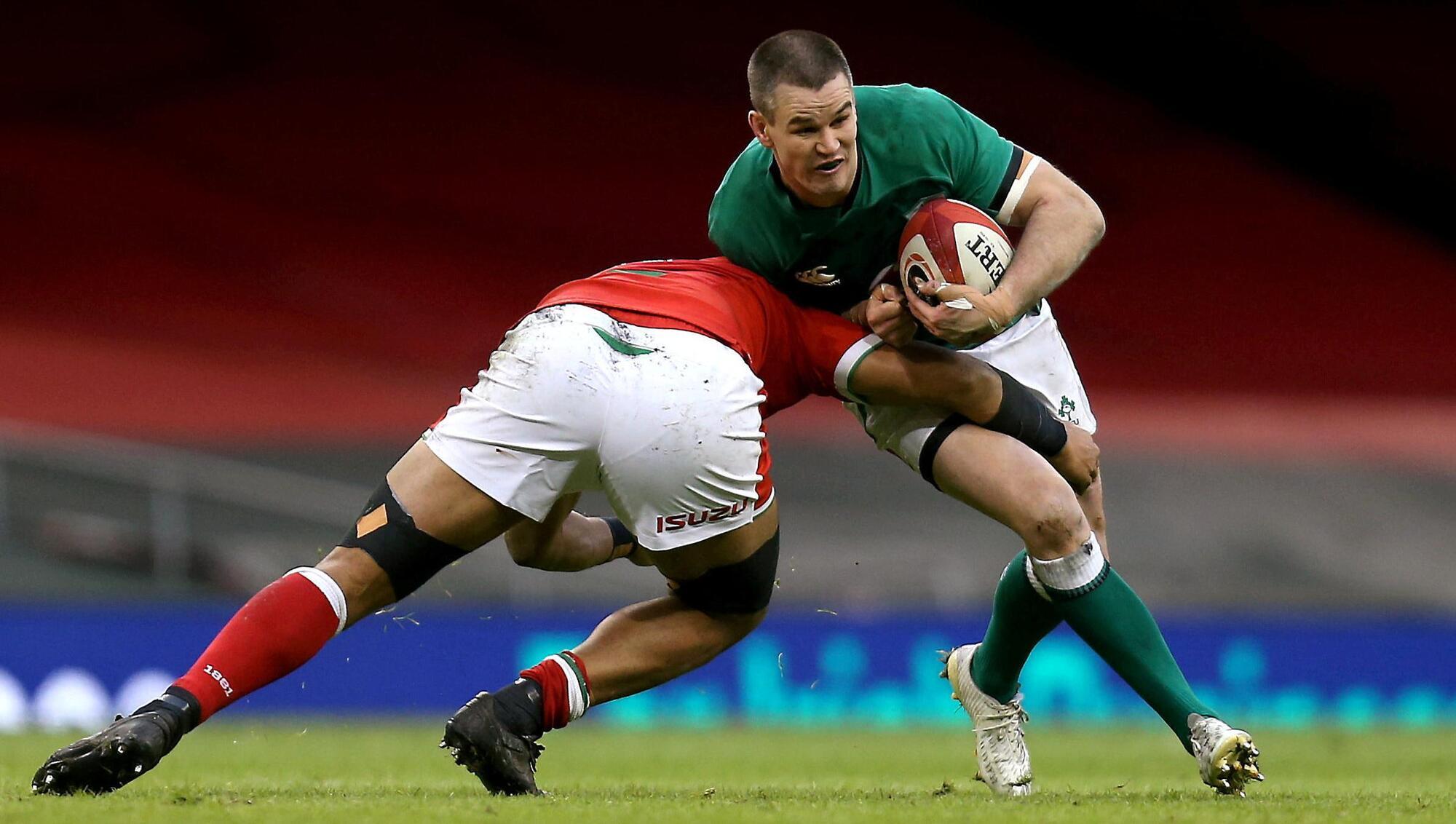 French wary of 'outstanding tactician' Johnny Sexton