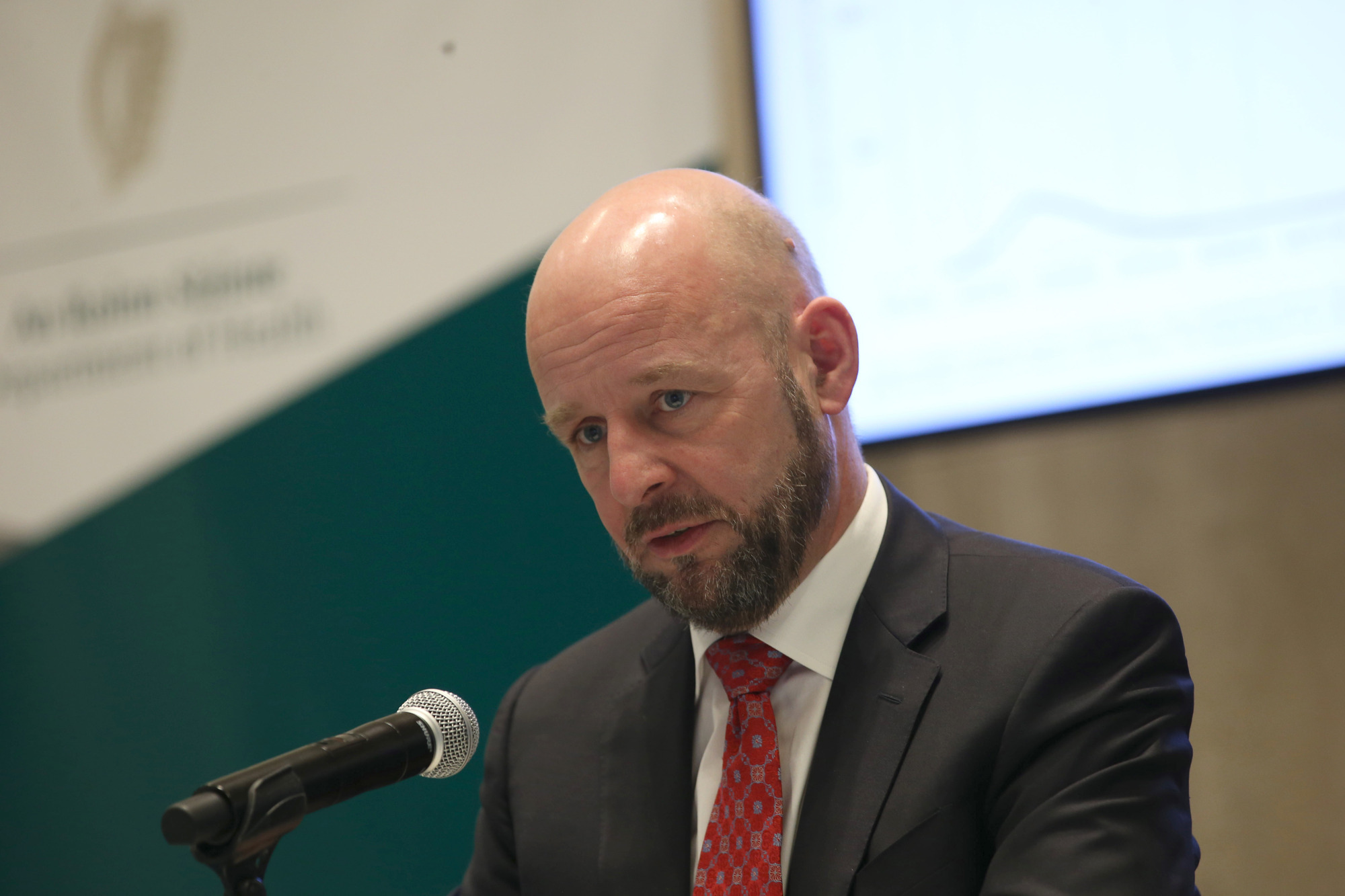 'Six weeks' until Covid-19 cases drop to 100 per day