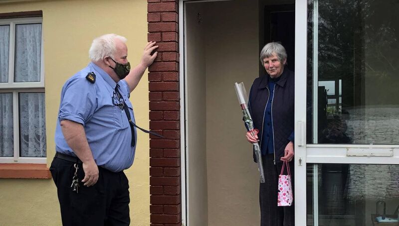 An Ennistymon garda delivering some cheer.
