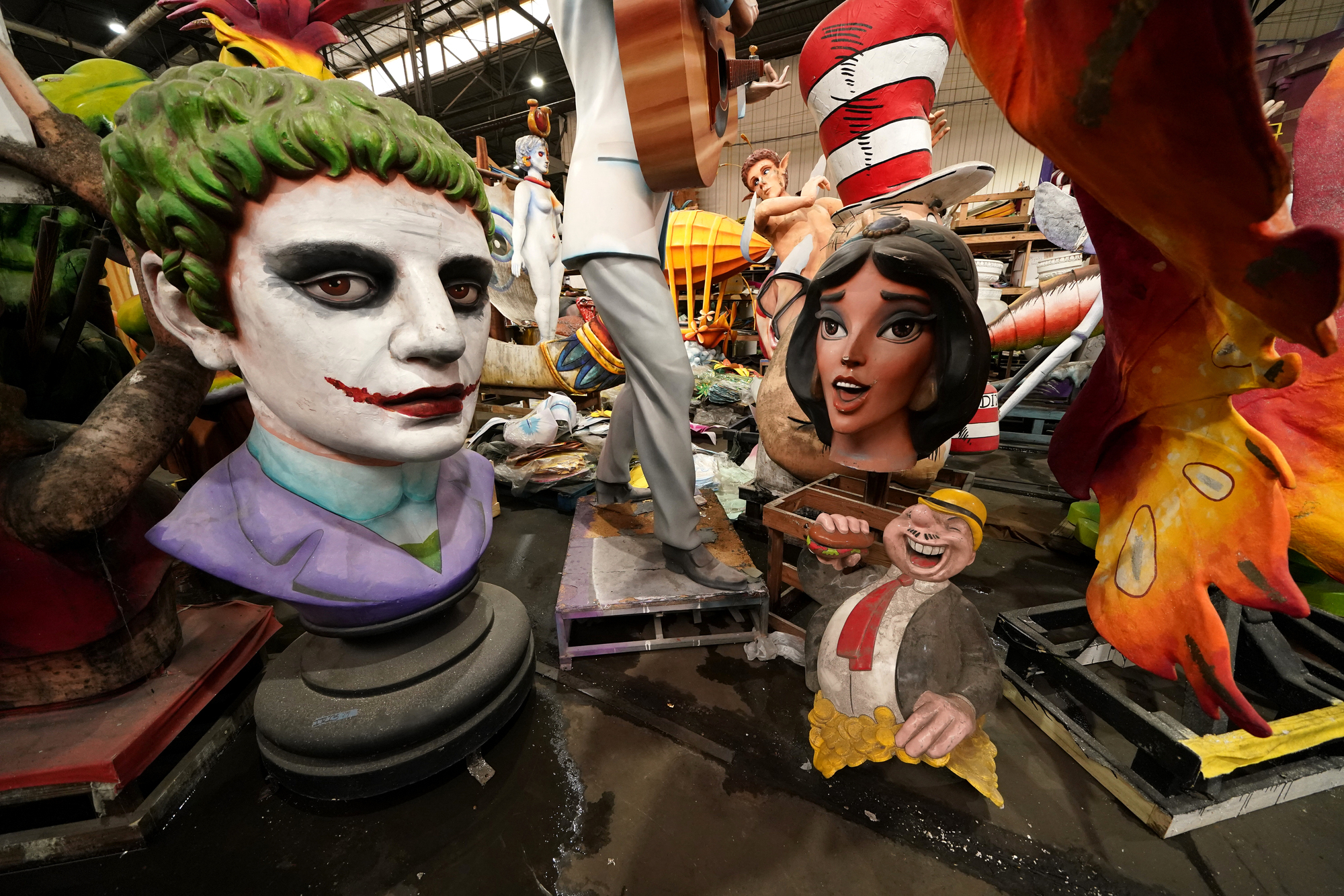 Revellers warned to stay away from Mardi Gras festivities in New Orleans