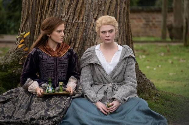Elle Fanning as Catherine the Great with Pheobe Fox Elle Fanning as Catherine the Great with Pheobe Fox