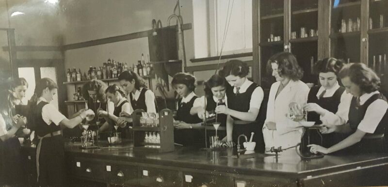 Class in the old science room at St Aloysius in 1947 Class in the old science room at St Aloysius in 1947