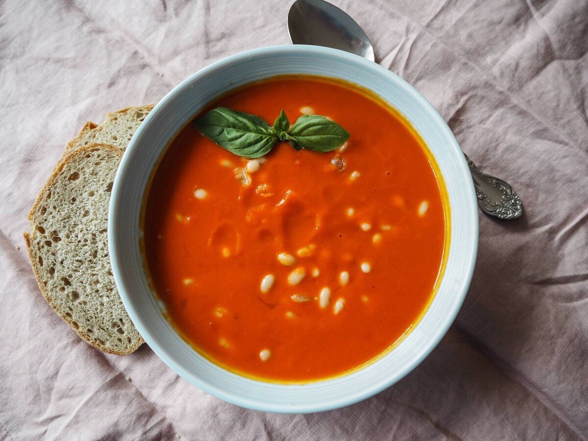 Tomato and Cannellini Bean Soup Tomato and Cannellini Bean Soup