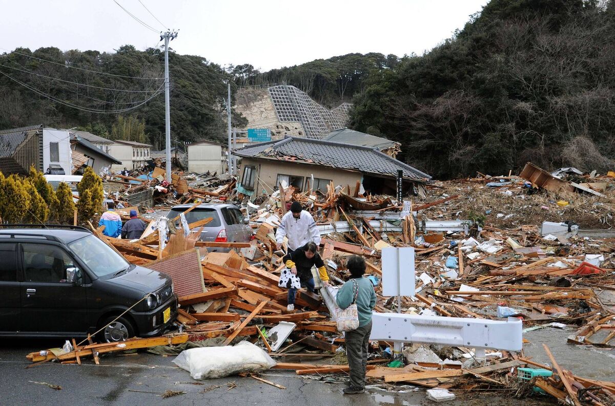 The resulting tsunami after the quake in March 2011 washed away more than 100,000 houses and killed nearly 20,000 people. The resulting tsunami after the quake in March 2011 washed away more than 100,000 houses and killed nearly 20,000 people.