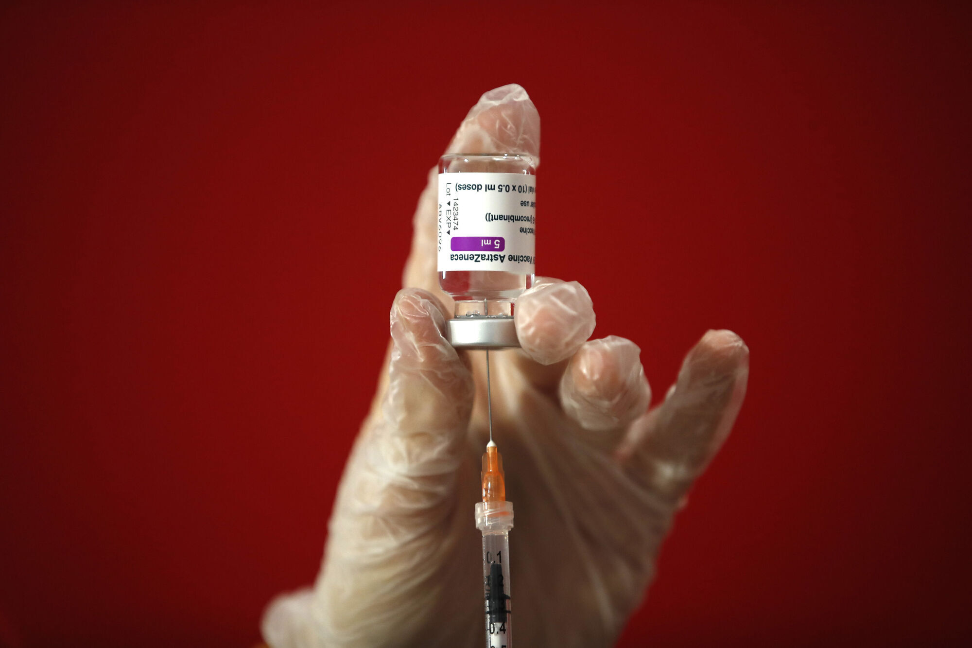 AstraZeneca vaccinations suspended in Ireland from this morning