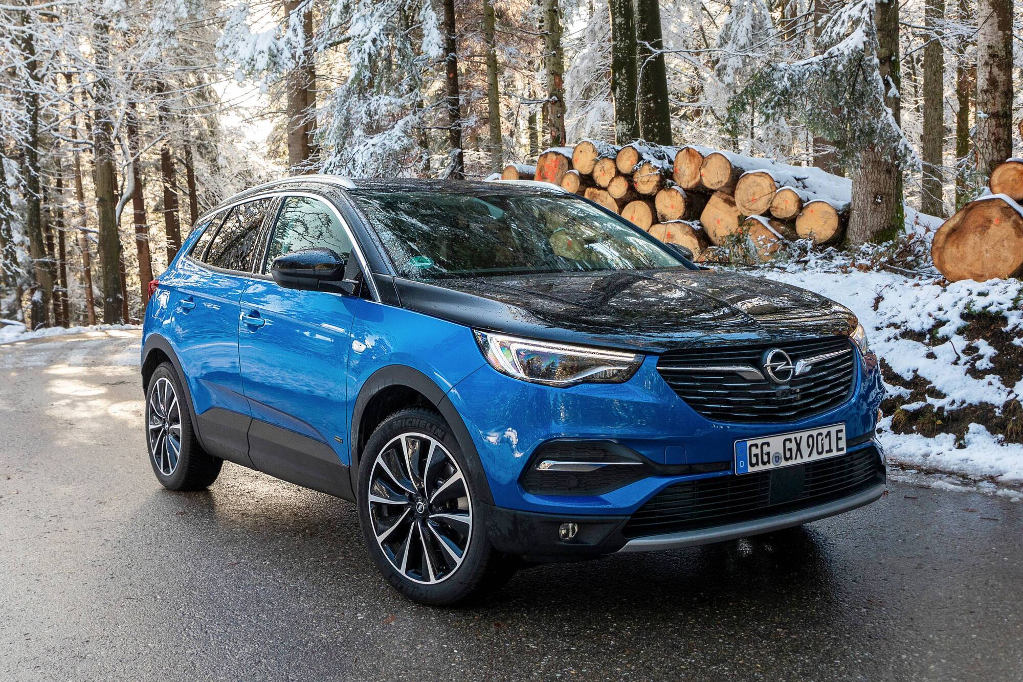 Grandland X Hybrid is good, but not great