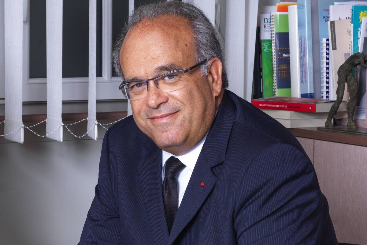 Professor David Khayat, Professor David Khayat,