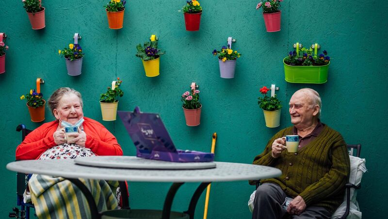Michael and Mary Ryan, who have been married for 43 years, had a bite to eat together yesterday for their first time in some months, now that Michael is once again able to visit her in Patterson's Nursing Home in Roscrea. Picture. Brian Arthur Michael and Mary Ryan, who have been married for 43 years, had a bite to eat together yesterday for their first time in some months, now that Michael is once again able to visit her in Patterson's Nursing Home in Roscrea. Picture. Brian Arthur