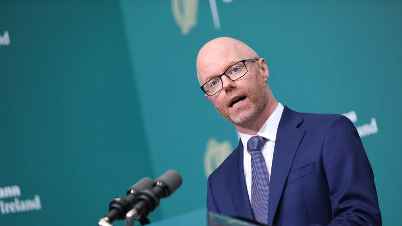 Defence Forces to escort  passengers to mandatory hotel quarantine