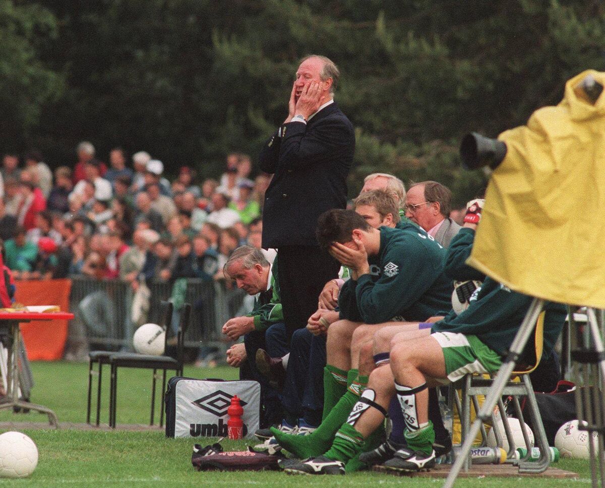 Republic of Ireland manager Jack Charlton looks on during the final moments of the game while Niall Quinn holds his head in his hands. Picture: Ray McManus 