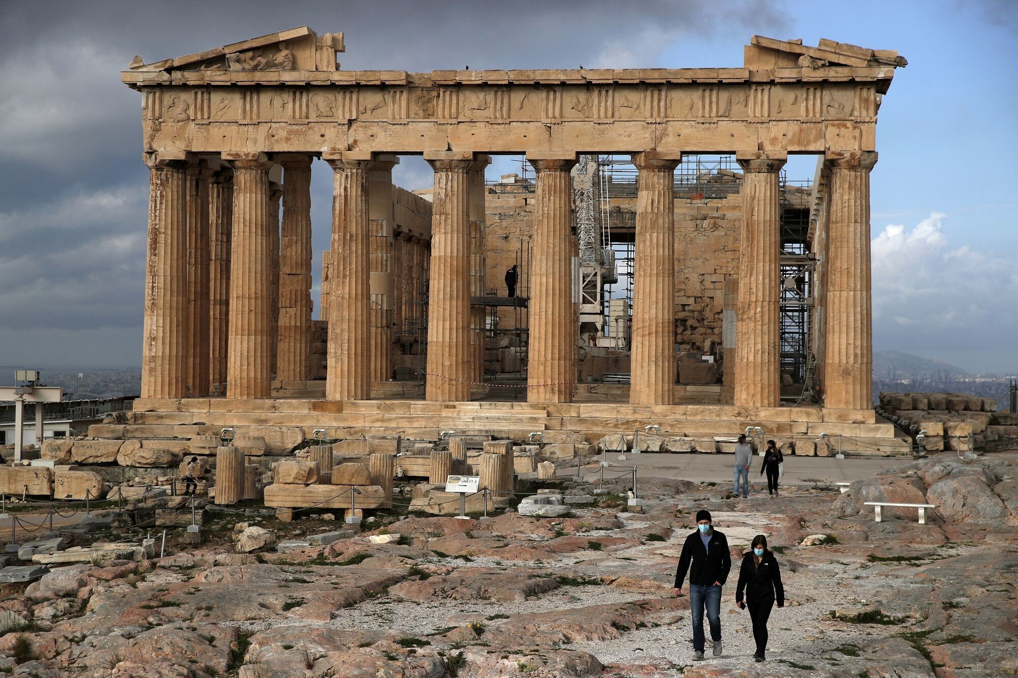 Global tourism ponders next moves