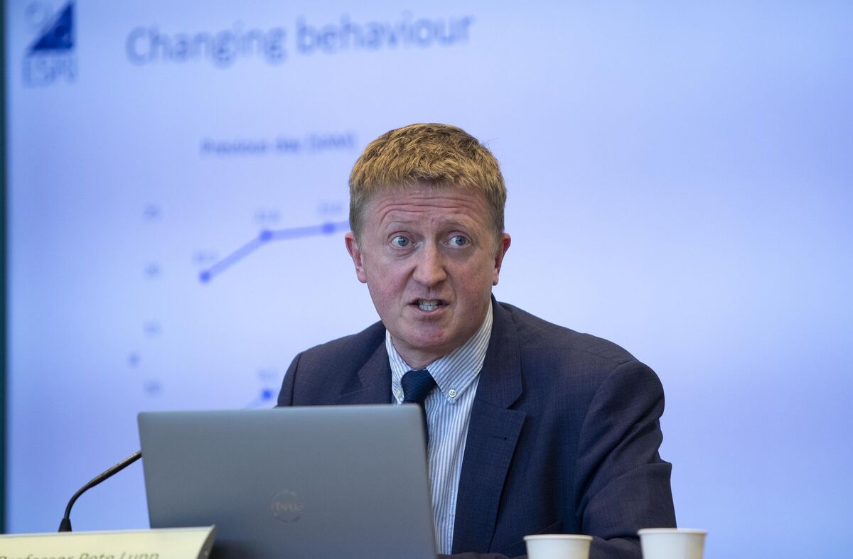Professor Pete Lunn, head of behavioural research at the ESRI has warned that previous prominent scandals resulted in a drop-off in adherence to Covid-19 restrictions. Picture: Colin Keegan/ Collins Dublin Professor Pete Lunn, head of behavioural research at the ESRI has warned that previous prominent scandals resulted in a drop-off in adherence to Covid-19 restrictions. Picture: Colin Keegan/ Collins Dublin