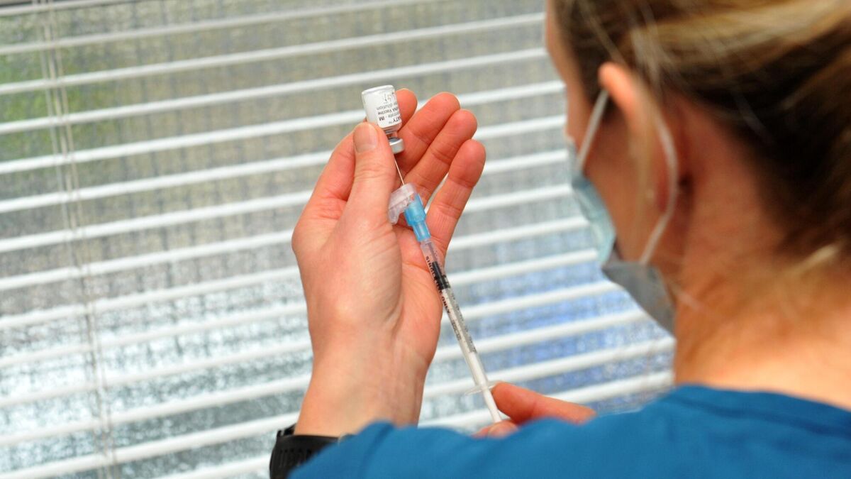 Change to vaccine rollout schedule 'not a value judgment' on teachers - Vimarsana News