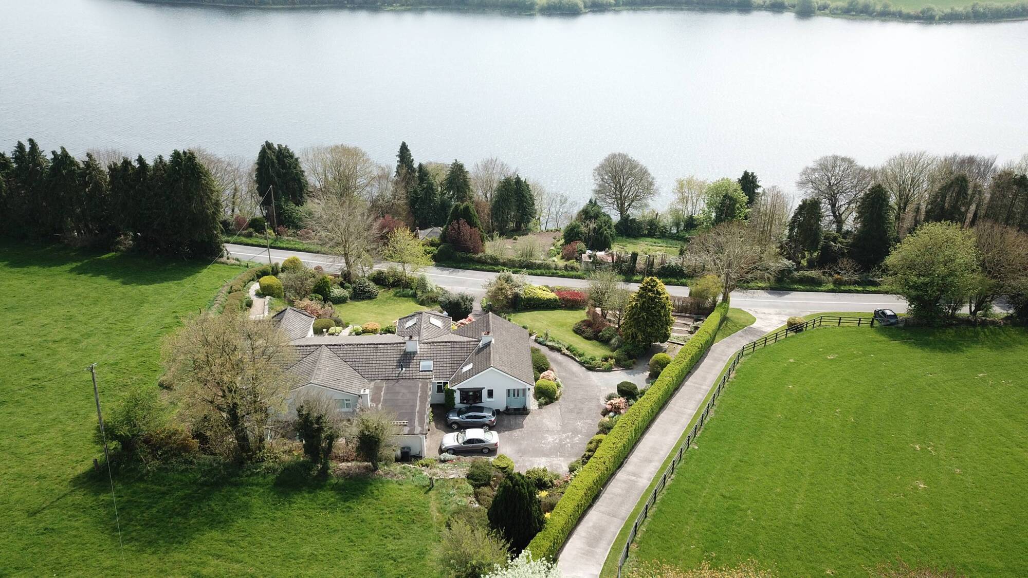 Row up, row up for a shore thing at Lee Valley's Inniscarra