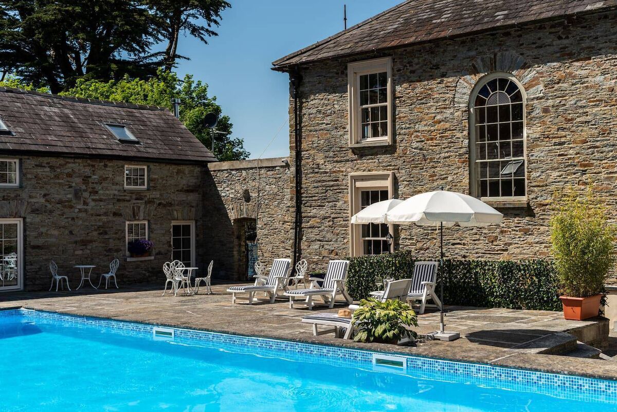 This poolside cottage looks like something from the Mediterranean. Picture: Airbnb