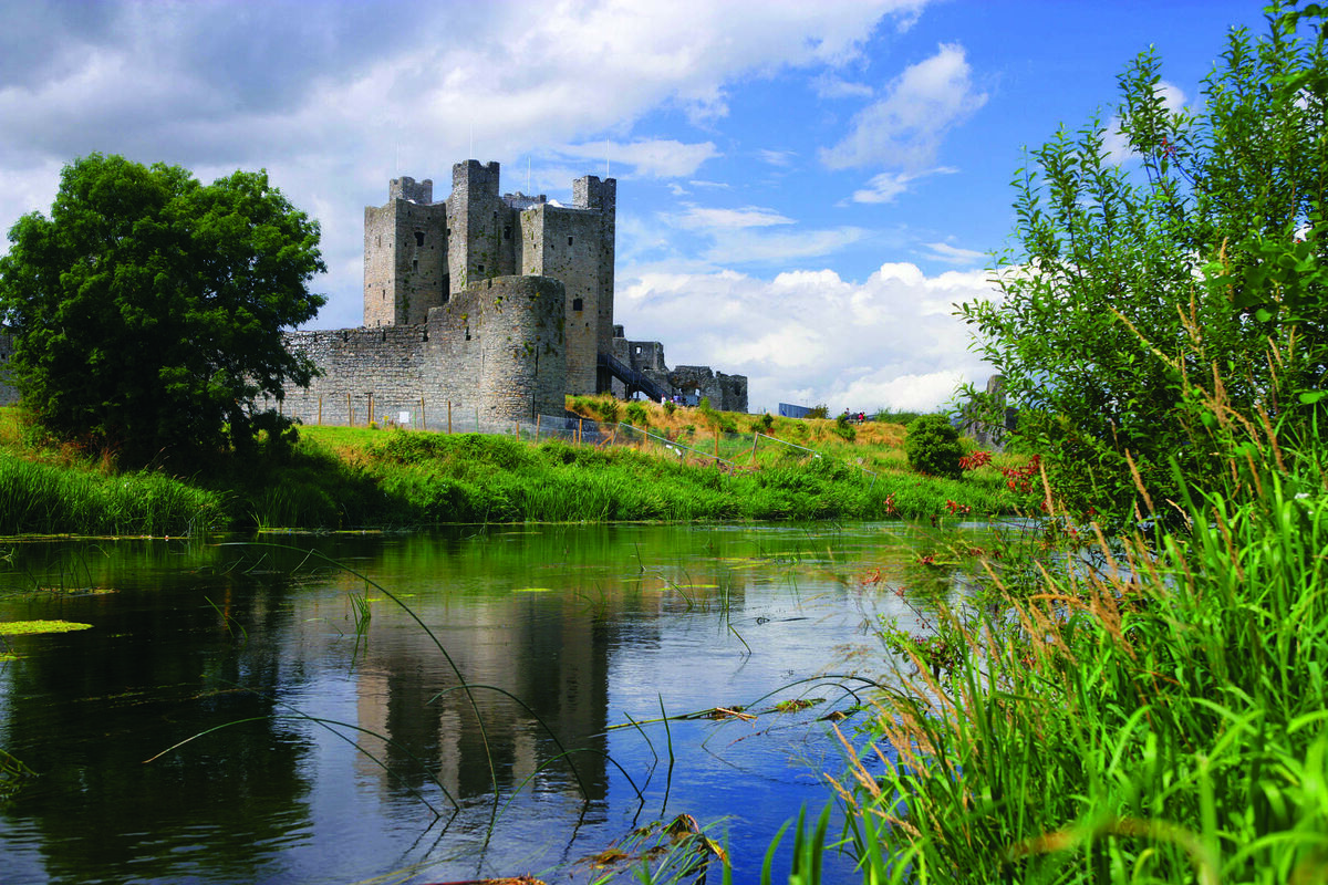 Trim Castle and the River Boyne Trim Castle and the River Boyne