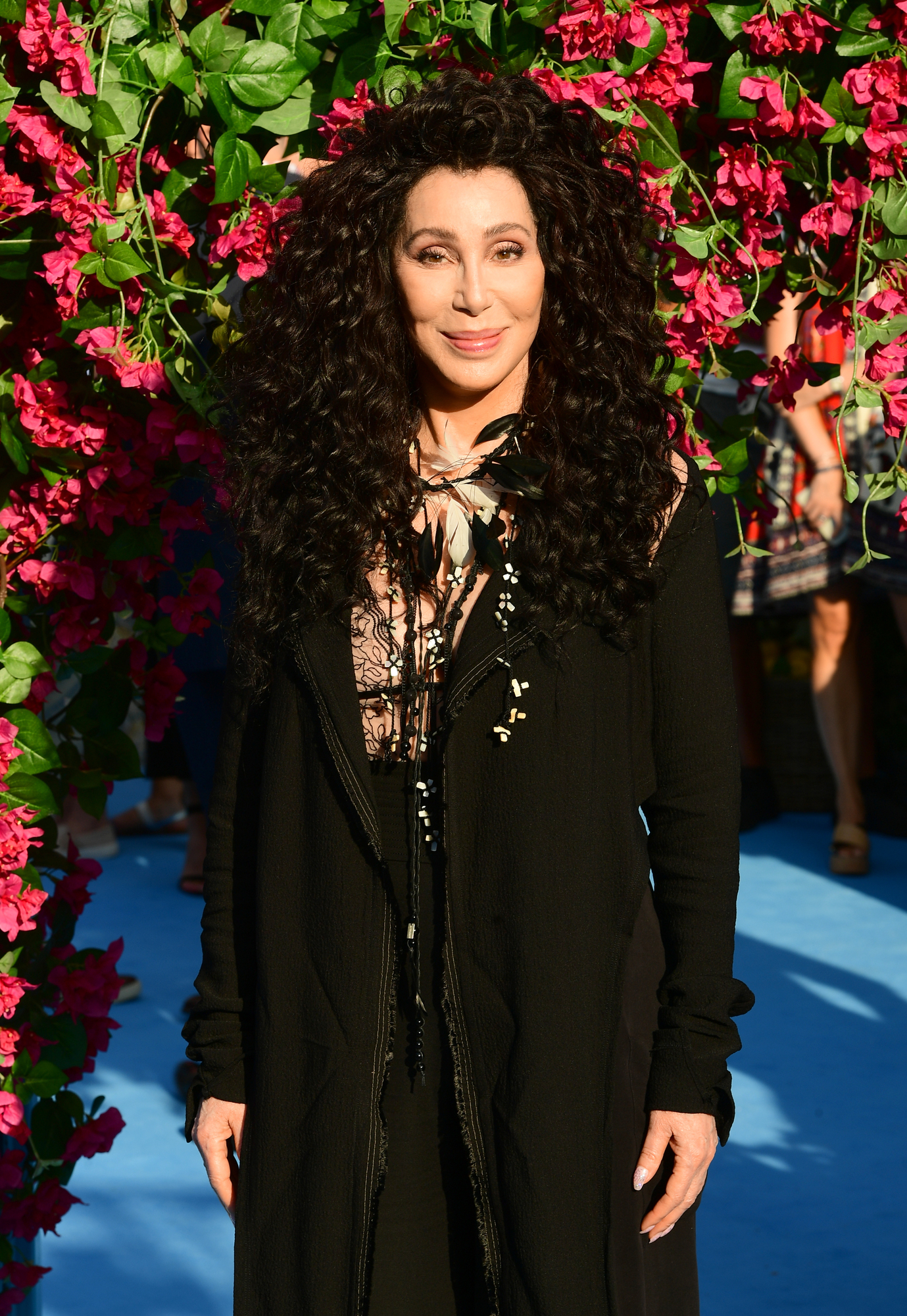 Cher calls on Britney Spears’ father to stand down from role as conservator