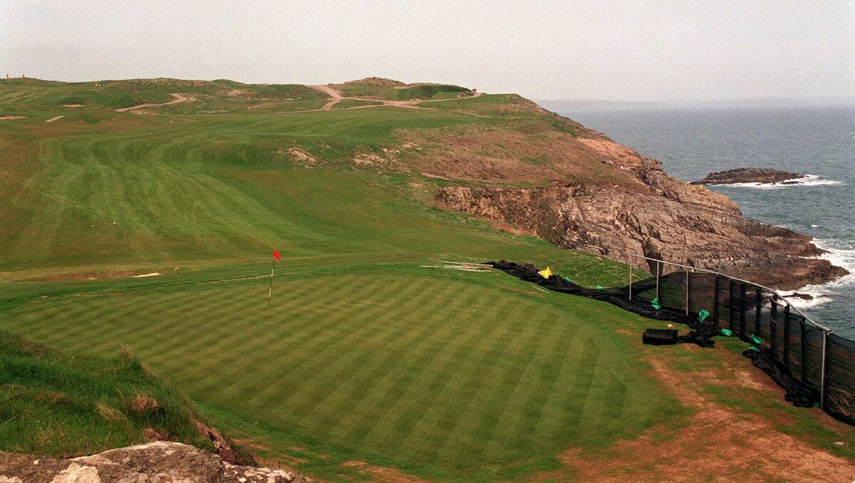 The fourth green at old head golf course