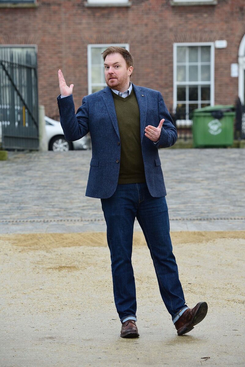 Maybe Bernard O’Shea has better balance and concentration than I have, but you have to doubt the social acceptability of wearing anything for that long.