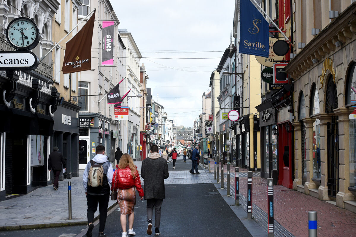 Cork City Council will begin to give permanent effect to pedestrianisation measures to facilitate outdoor trading as part of lockdown restrictions easing. 