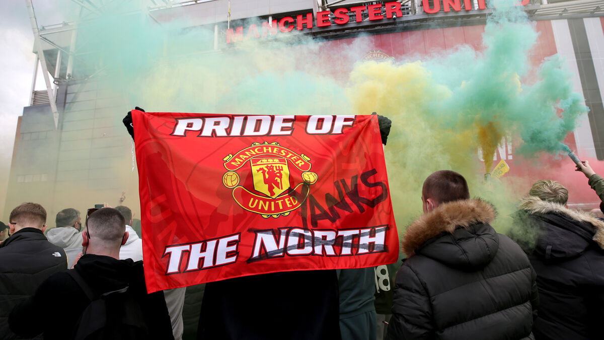 Manchester United promise sanctions for fans involved in criminal or violent behaviour