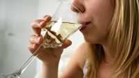 Mums-to-be warned to avoid alcohol