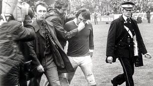 <p>In the pre-match puck around prior to Cork's 1977 All-Ireland Hurling final v Wexford, Sean O'Leary suffered a nose injury as a result of being struck by a sliotar. Only 14 Cork players paraded before the match as Seanie was rushed back to the dressing room by Dr Con Murphy and Frank Murphy.</p>