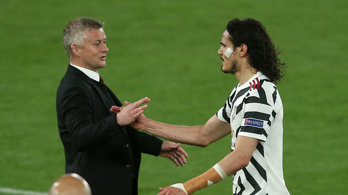 Edinson Cavani brace helps Man United finish job as they go one step closer to silverware